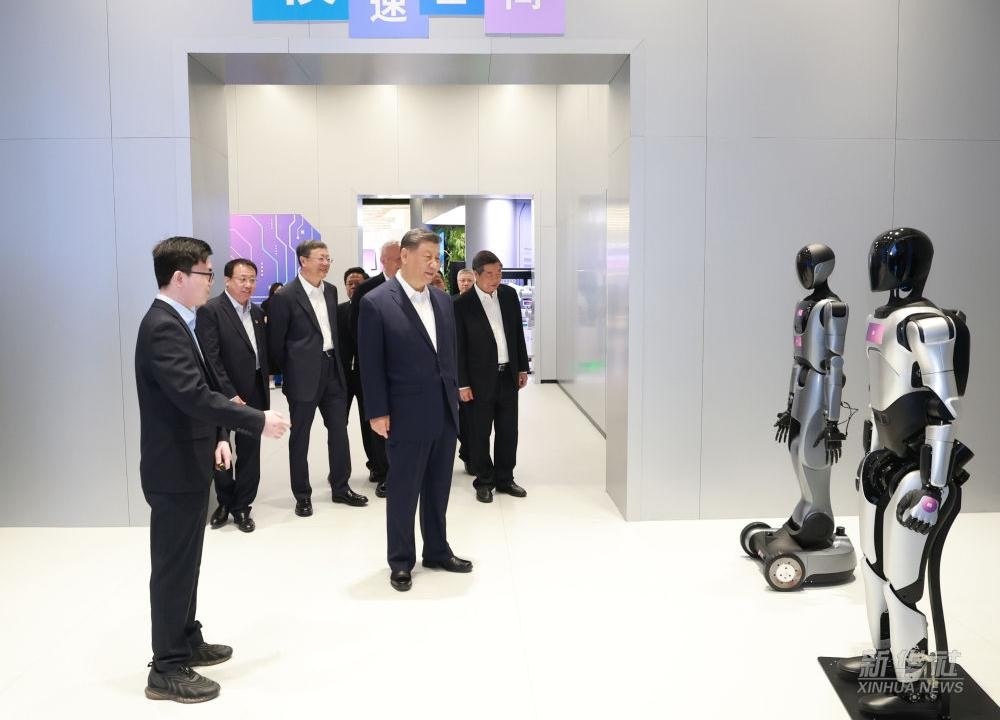 习近平总书记到上海调研，j9集团代表具身智能行业汇报进展